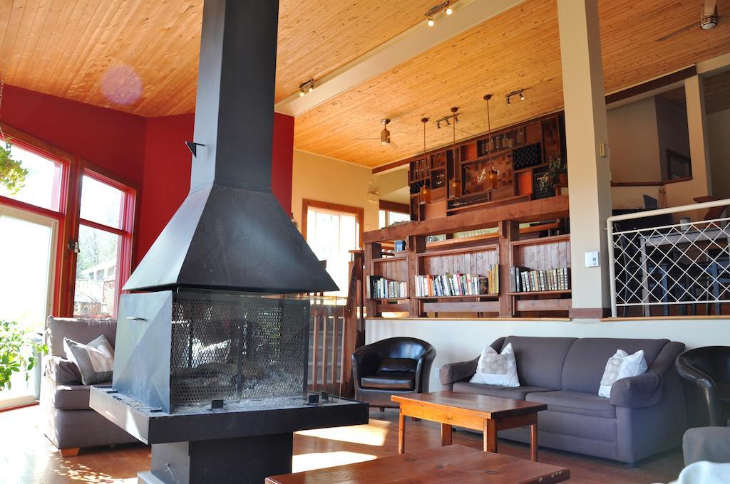 La Petite Auberge De Jouvence Magog ภายนอก รูปภาพ